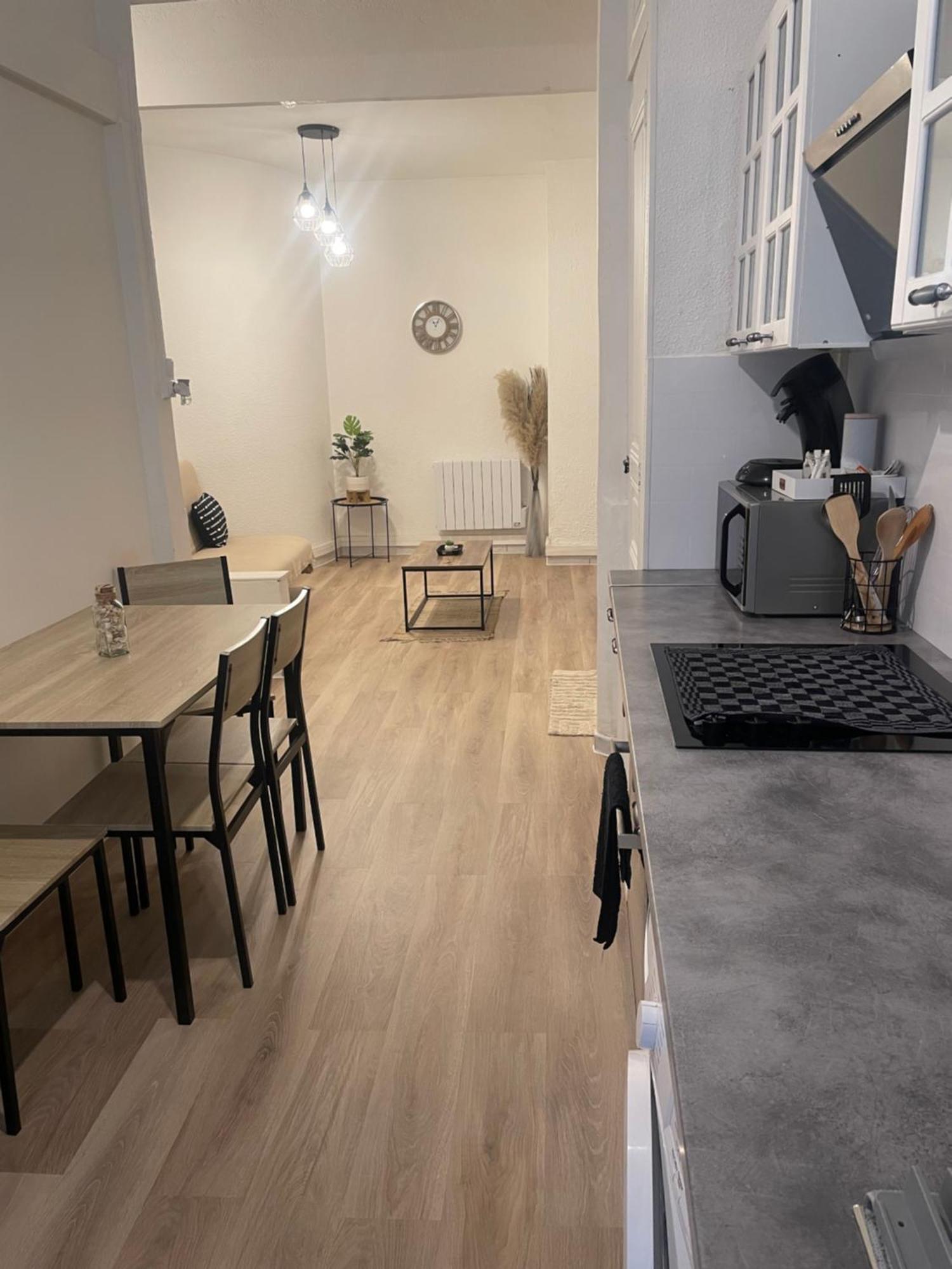 Appartement Authentique Coeur De Ville Sète Exterior foto